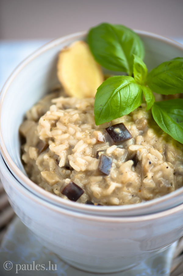 Risotto mit Ingwer und Auberginen